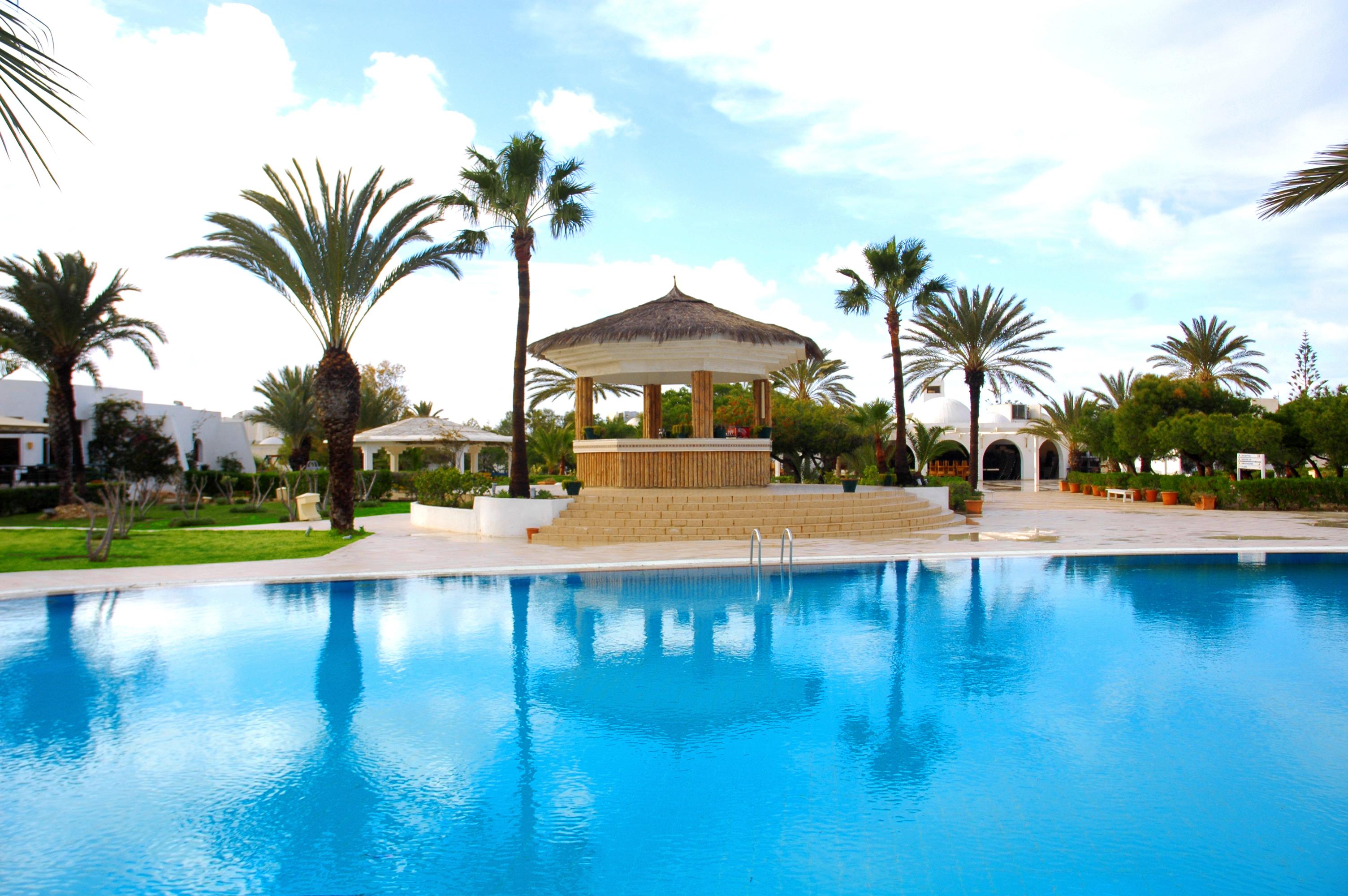 Djerba Plaza Thalasso & Spa Triffa Esterno foto