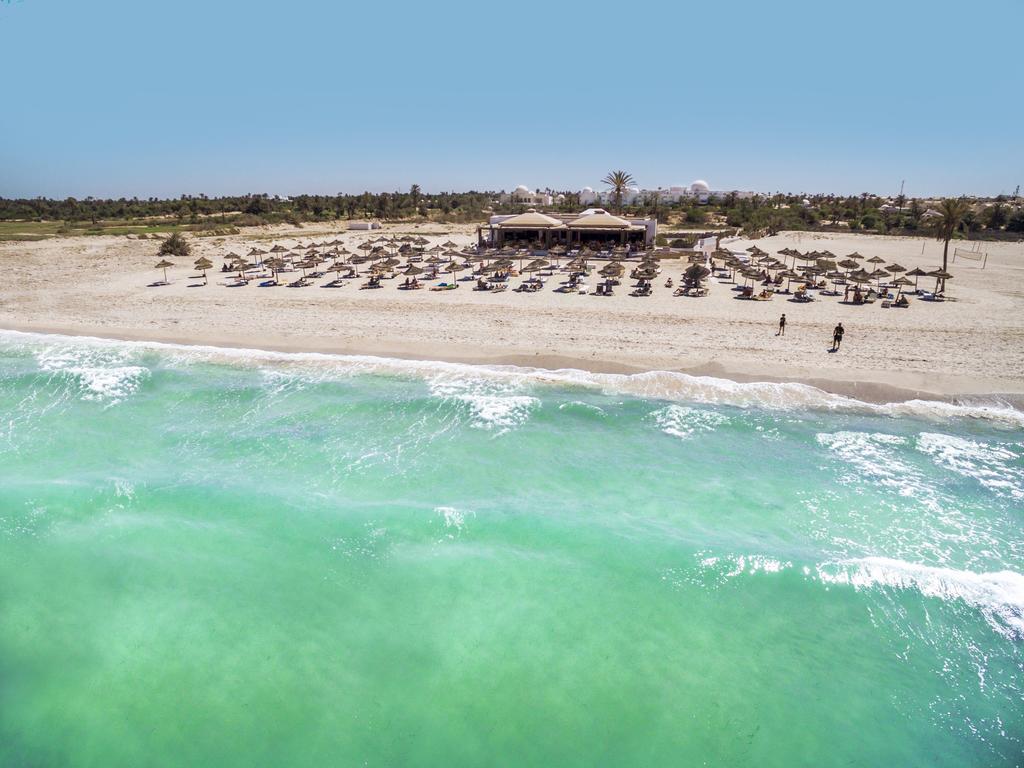 Djerba Plaza Thalasso & Spa Triffa Esterno foto