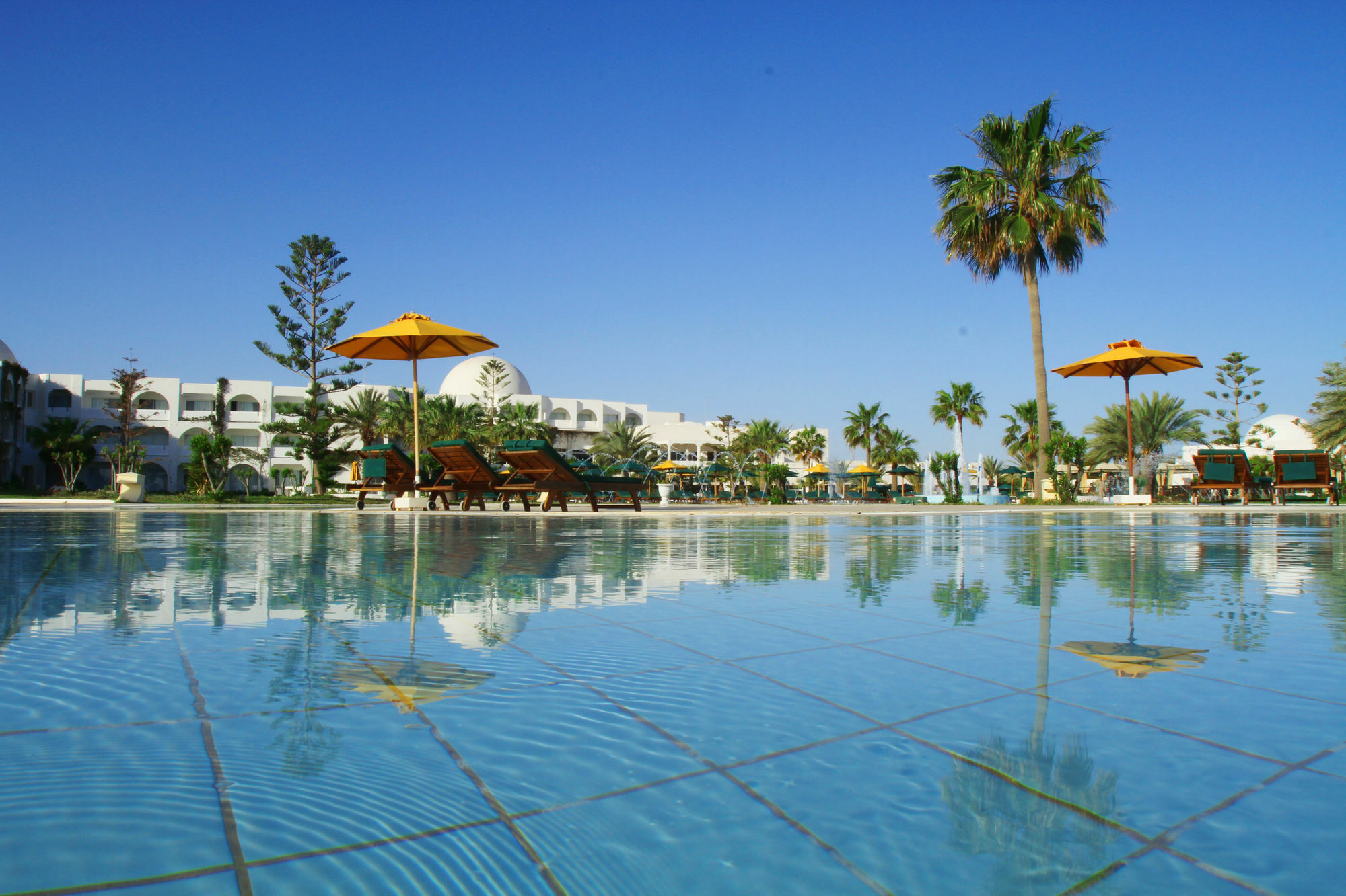 Djerba Plaza Thalasso & Spa Triffa Esterno foto